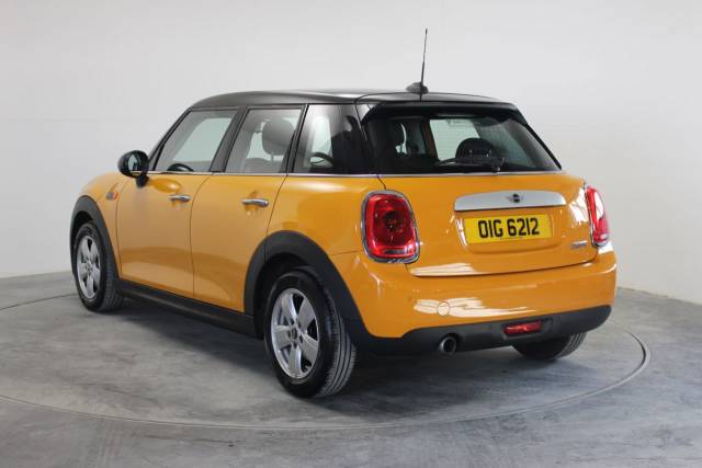 2015 Mini Hatchback 1.5 Cooper 5dr Auto